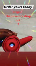 Charger et lire la vidéo dans la visionneuse de la Galerie, Thrusting Rose Dildo