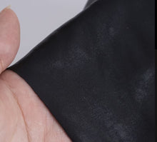 Charger l'image dans la galerie, Leather Face
